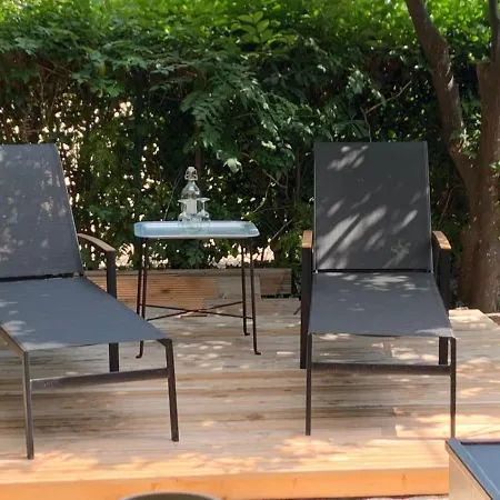 1piece Avec Jardin Dans Mas De Caractere * סאן-לורן-דו-ואר